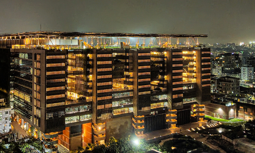 অভিজ্ঞতা ছাড়াই ব্র্যাক ইউনিভার্সিটিতে চাকরির সুযোগ