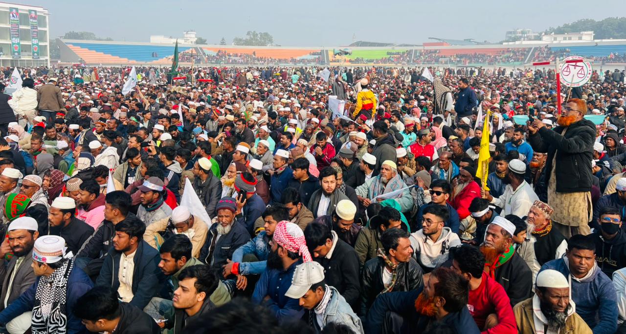 দক্ষিণাঞ্চলে জামায়াতের প্রথম নির্বাচনি জনসভায় মানুষের ঢল