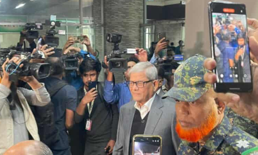 সিইসির সঙ্গে বৈঠকে মির্জা ফখরুলের নেতৃত্বে বিএনপির প্রতিনিধি দল