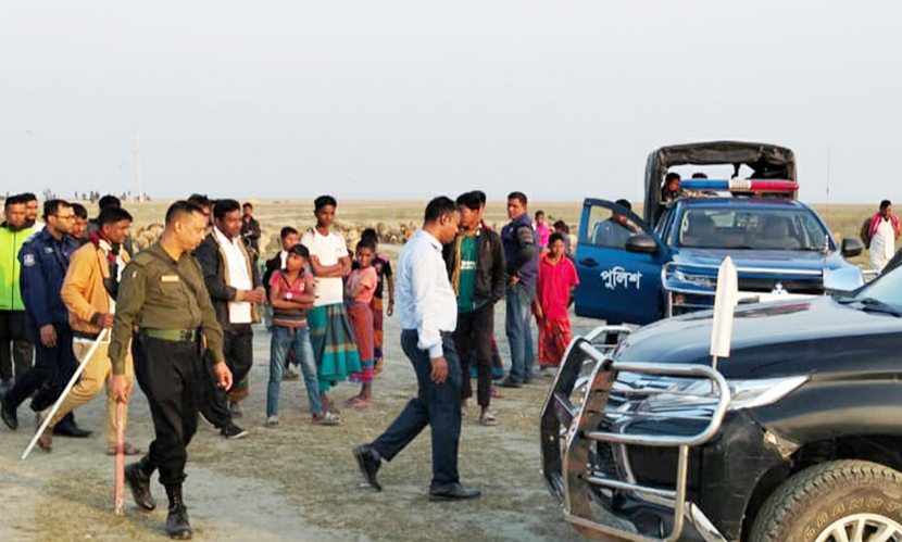 নোয়াখালীর হাতিয়ায় পর্যটন কেন্দ্র দখলের চেষ্টা, আটক ২