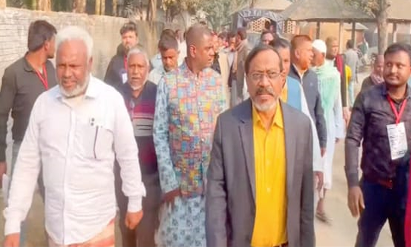 নীলফামারীতে জাপা প্রার্থীর নির্বাচনি প্রচারে আসামী আওয়ামী লীগ নেতা