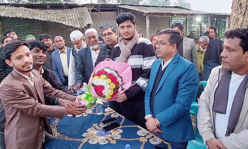 বগুড়ায় ছাত্রদলে যোগ দিলেন নাগরিক ছাত্র ঐক্যের নেতা