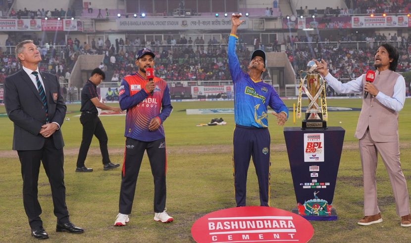 বিপিএল ফাইনালে আগে ব্যাটিং করবে রাজশাহী