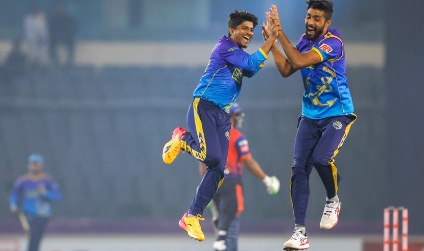 রাজশাহীকে অপেক্ষায় রেখে ফাইনালে চট্টগ্রাম