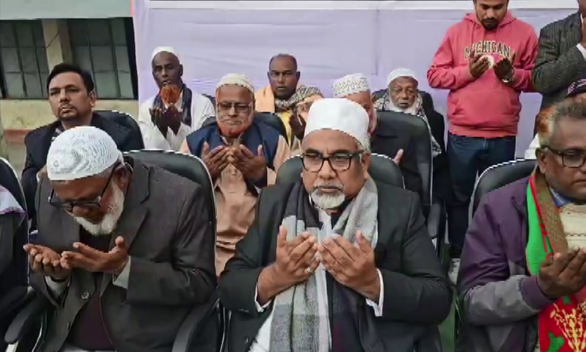 ময়মনসিংহে খালেদা জিয়ার আত্মার মাগফিরাত কামনায় দোয়া