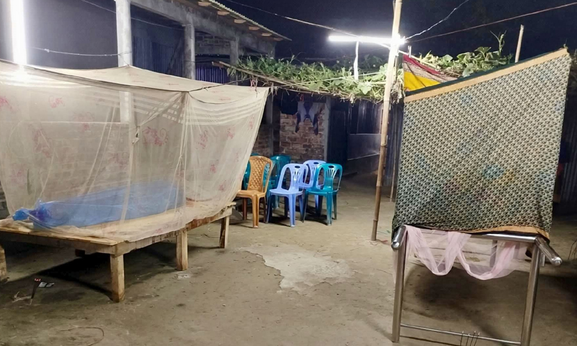 ছেলের মৃত্যুর খবর শুনে স্ট্রোকে মায়ের মৃত্যু