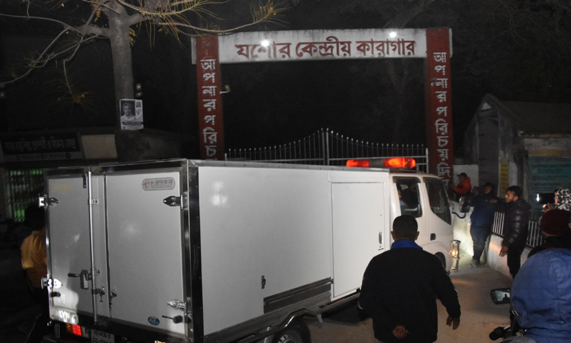 মুক্তি মেলেনি ছাত্রলীগ নেতা সাদ্দামের, জেল গেটে দেখলেন স্ত্রী-সন্তানের মুখ