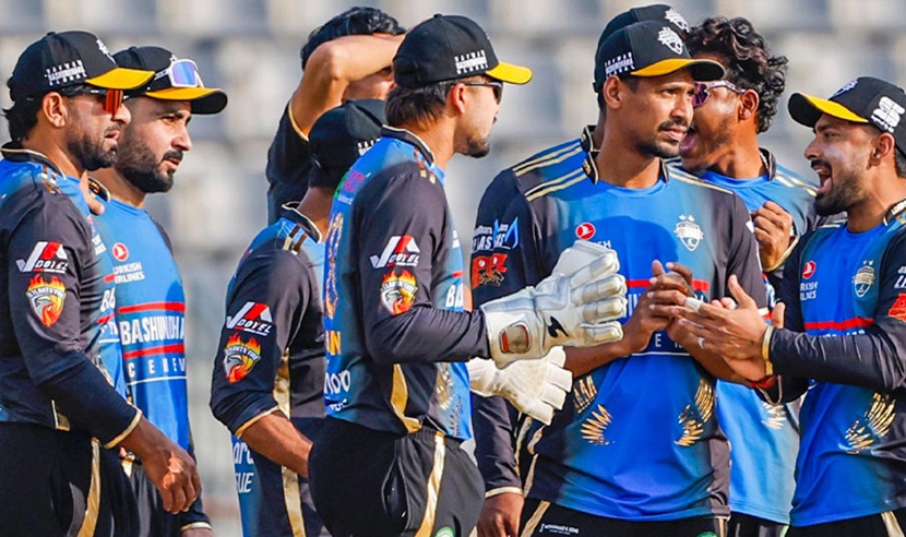 রংপুর ঘুরে দাঁড়াবে প্রত্যাশা পাকিস্তানি তারকার