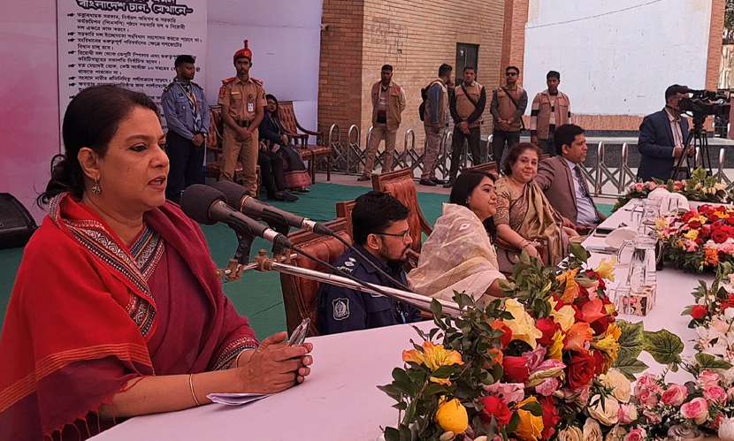 ‘স্বৈরাচারী ব্যবস্থা বন্ধ করতে হ্যাঁ ভোটের পক্ষে সমর্থন জানাতে হবে’