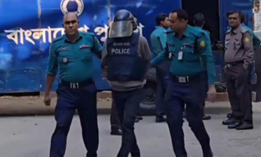আশুলিয়ায় লাশ পোড়ানোর মামলা: ৪র্থ দিনের মতো তদন্ত কর্মকর্তার জেরা