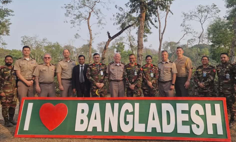 বাংলাদেশ সামরিক বাহিনীর সঙ্গে চিকিৎসা সহযোগিতা জোরদার যুক্তরাষ্ট্র মেডিকেল কমান্ড’র
