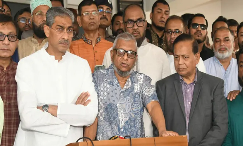 প্রবাসীদের জন্য খুব শিগগিরই প্রবাসী কার্ড চালু করা হবে: প্রবাসী কল্যাণমন্ত্রী