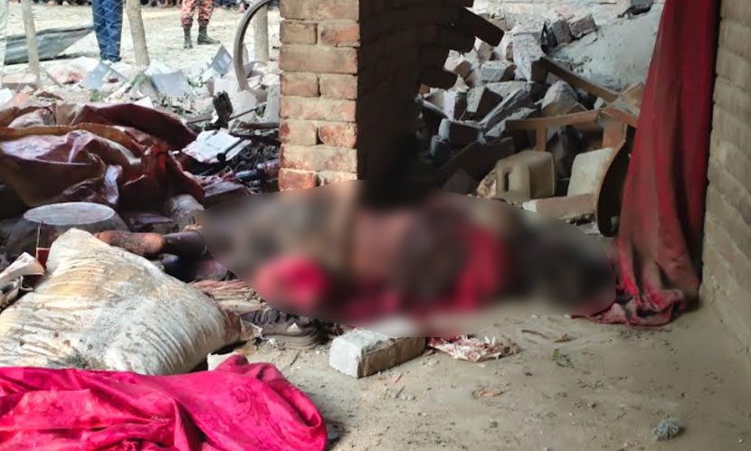 চাঁপাইনবাবগঞ্জে ককটেল তৈরির সময় বিস্ফোরণে নিহত ২