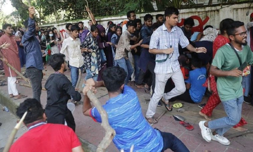 জুলাইয়ে হামলা: ঢাবিতে ৪০৩ জনের মধ্যে শোকজের জবাব ৮৩ ছাত্রলীগ নেতাকর্মীর