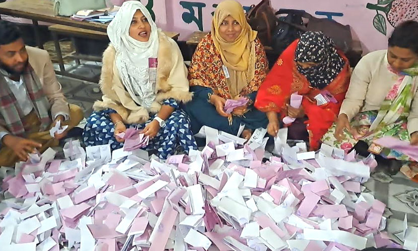 কুষ্টিয়ায় ভোটগ্রহণ শেষ, চলছে গণনা