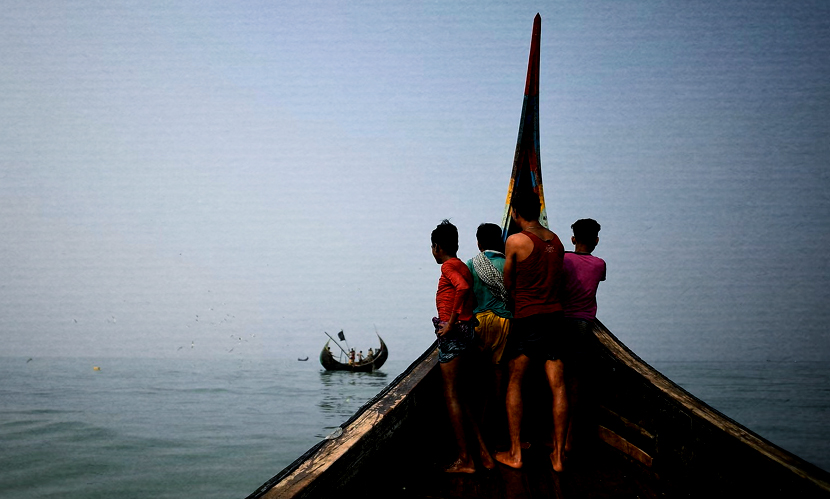 জীবিকার উৎস সাগরই এখন ‘মৃত্যুফাঁদ’