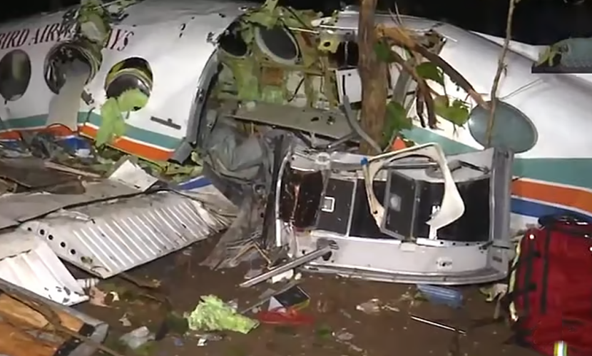 ভারতের ঝাড়খন্ডে এয়ার অ্যাম্বুলেন্স বিধ্বস্ত হয়ে নিহত ৭