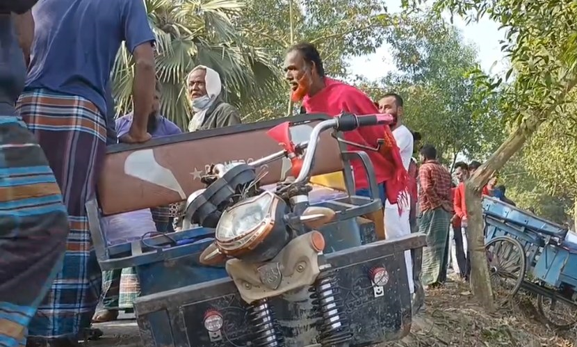 সিরাজগঞ্জে ট্রাক চাপায় অটোভ্যানে থাকা স্বামী-স্ত্রী নিহত, আহত ৪