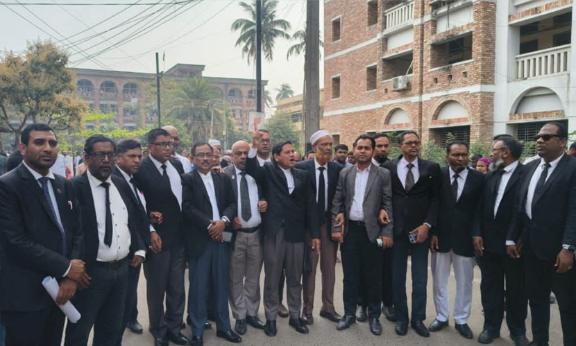 আ.লীগ নেতাকর্মীদের জামিন দেওয়ায় আদালতের কার্যক্রম বর্জন আইনজীবীদের