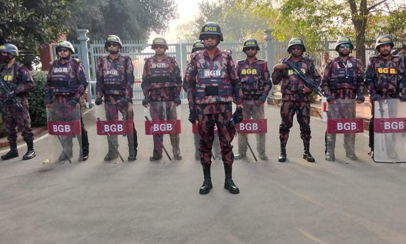 সংসদ ভবন এলাকায় ১২ প্লাটুন বিজিবি মোতায়েন