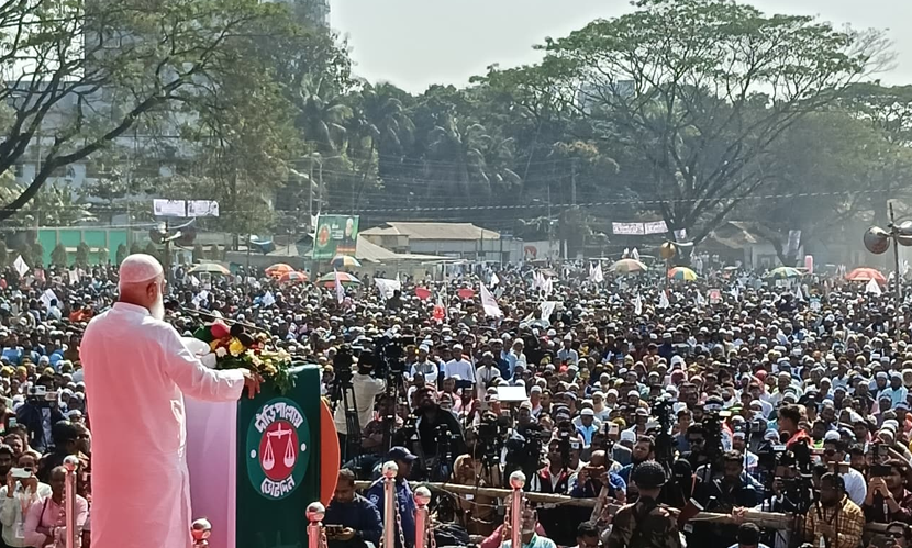 ‘দেশের টাকা নিয়ে বিদেশে রাজার মতো থাকবেন, ঘুম হারাম করে দেব’