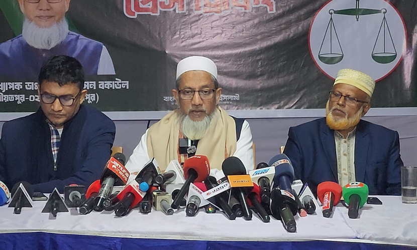 শরীয়তপুরে জামায়াত কর্মীর কাছে পাওয়া ৭ লাখ টাকা ছিল খাবারের জন্য