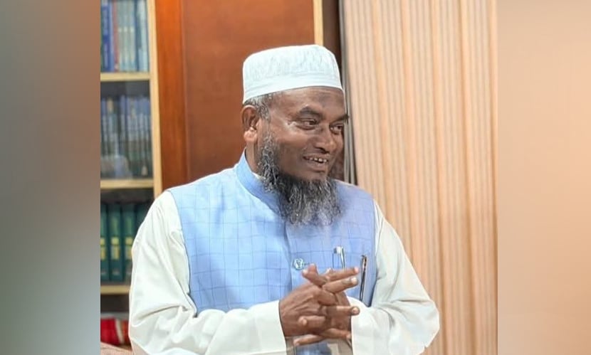 মসজিদের মিম্বর থেকে সংসদ সদস্য মুফতি আবুল হাসান