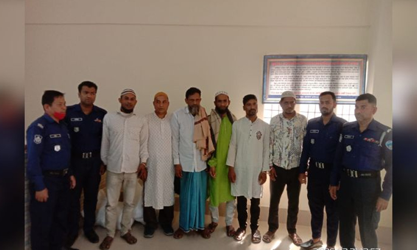 শহিদ মিনারে ফুল দিতে যাওয়ার পথে আ.লীগের ৬ নেতাকর্মী আটক
