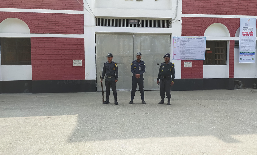 পঞ্চগড়ে পোস্টাল ব্যালটে ভোট দেবেন ১৮ কারাবন্দি