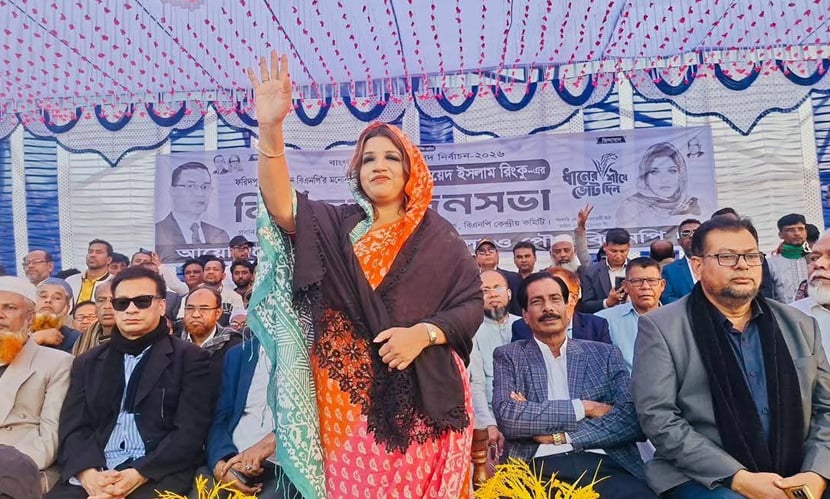 ‘১৭ বছরে আপনাদের ছেড়ে যাইনি, সারা জীবনেও যাব না’