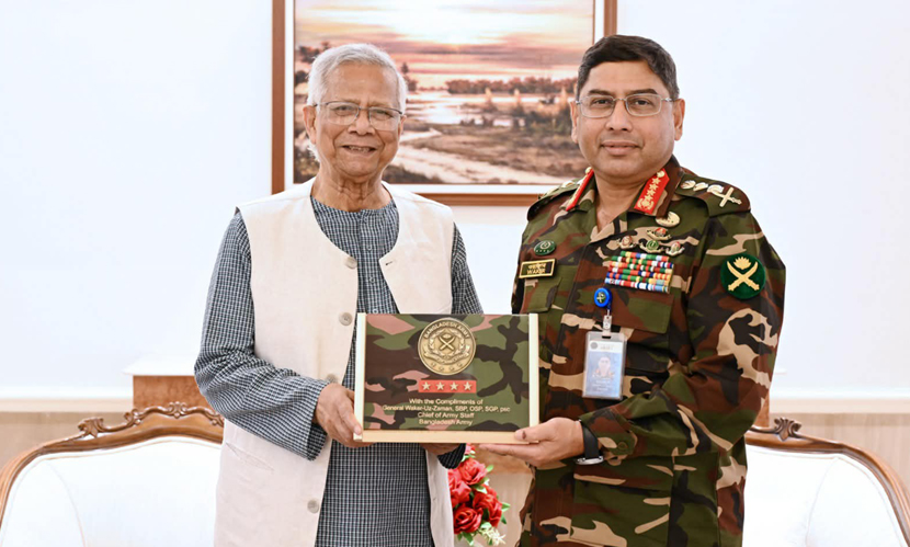 প্রধান উপদেষ্টার সঙ্গে সেনাপ্রধানের বিদায়ী সাক্ষাৎ