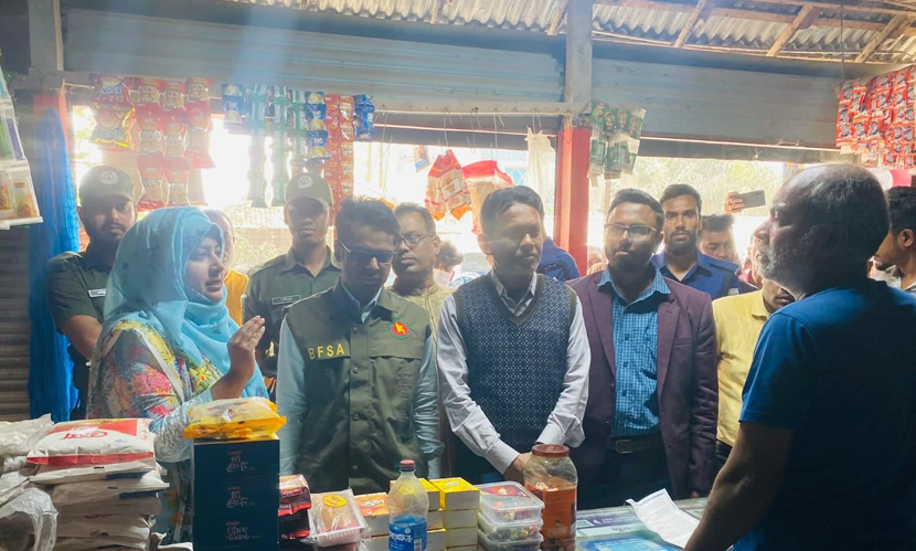 সিরাজগঞ্জে রেস্টুরেন্ট ও মিষ্টান্নের দোকানকে ৫০ হাজার টাকা জরিমানা