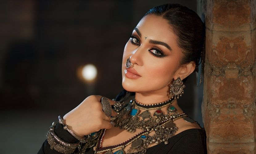 ফেরা নিয়ে অনিশ্চয়তায় অপু বিশ্বাস