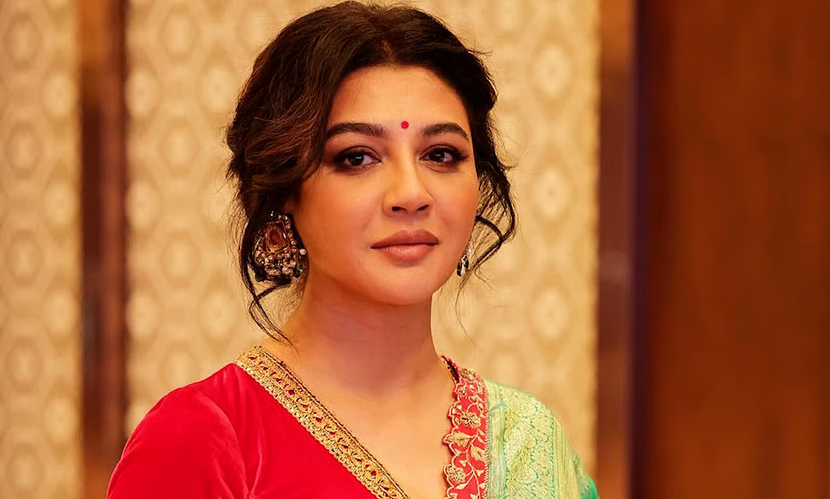 প্রিয়জনের শূন্যতায় জয়া আহসানের ঈদ আনন্দ ফিকে