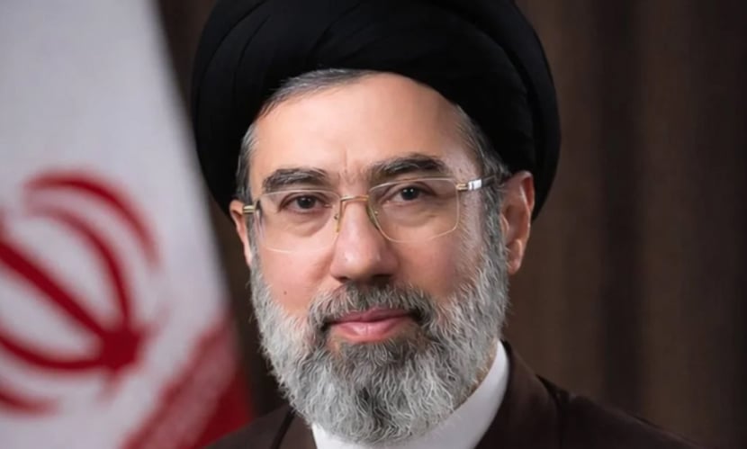 ইরানের সর্বোচ্চ নেতা নির্বাচিত হলেন মোজতবা খামেনি