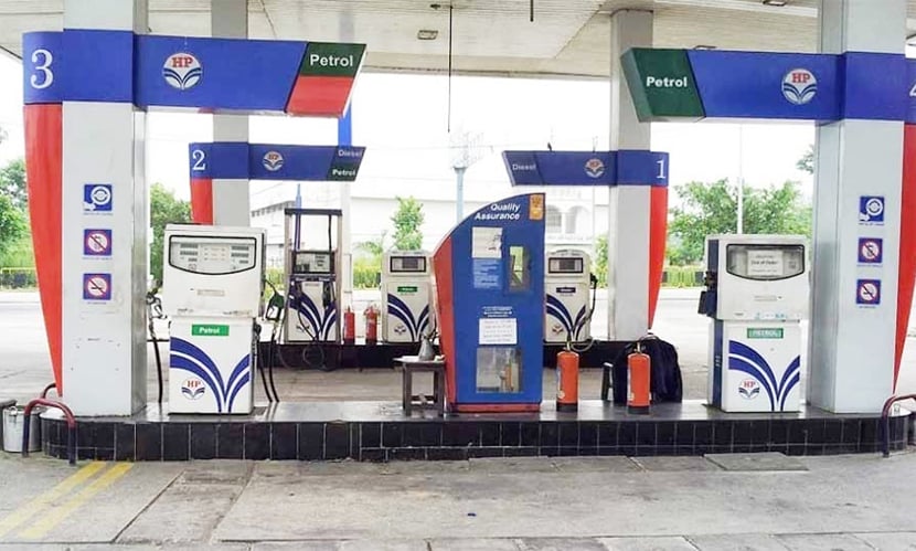 জ্বালানি তেল মজুদ করা থেকে বিরত থাকার আহবান পেট্রল পাম্প মালিক সমিতির