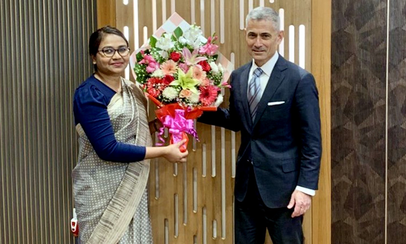 ঢাকায় পৌঁছেছেন মার্কিন সহকারী পররাষ্ট্রমন্ত্রী