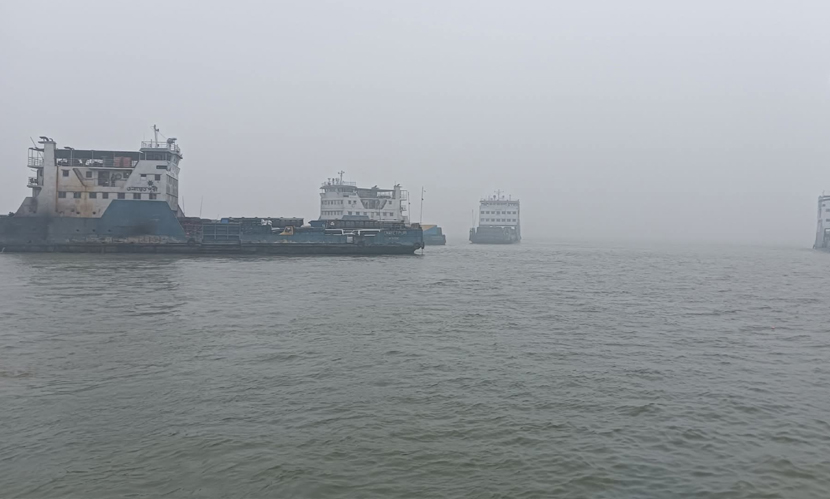 ঈদে দৌলতদিয়া-পাটুরিয়া নৌরুটে চলবে ১৬ ফেরি ও ২০ লঞ্চ