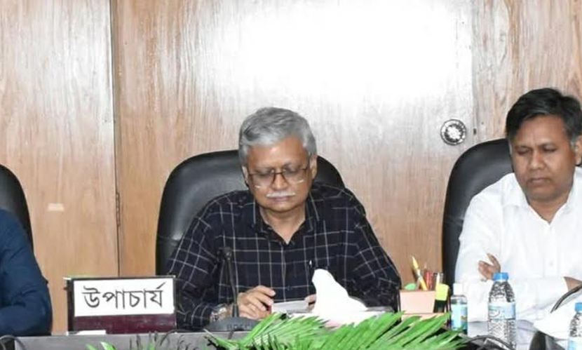 গত দেড় বছরে দুজন ভাই পেয়েছি: রাবির ২ উপ-উপাচার্যকে সাবেক উপাচার্য