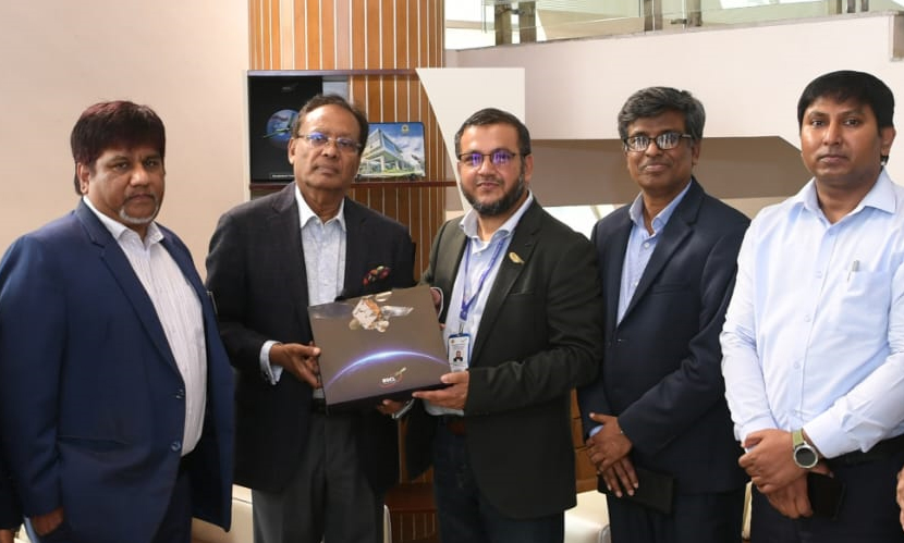 অব্যবহৃত জমি ফেলে রাখা যাবে না: ডাক ও টেলিযোগাযোগমন্ত্রী