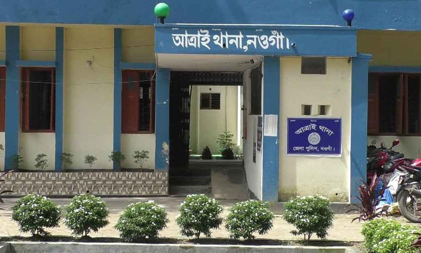 নওগাঁয় স্ত্রী-সন্তানকে হত্যার পর স্বামীর আত্মহত্যার অভিযোগ