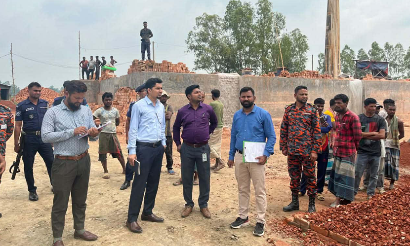 টাঙ্গাইলে অনুমোদনহীন ৪টি ইটভাটাকে ১২ লাখ টাকা জরিমানা