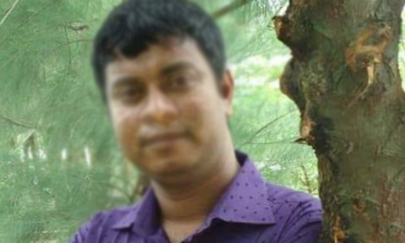 কবরস্থানের মাটি বরাদ্দে নেওয়া সেই ঘুষের টাকা ফেরত দিলেন পিআইও
