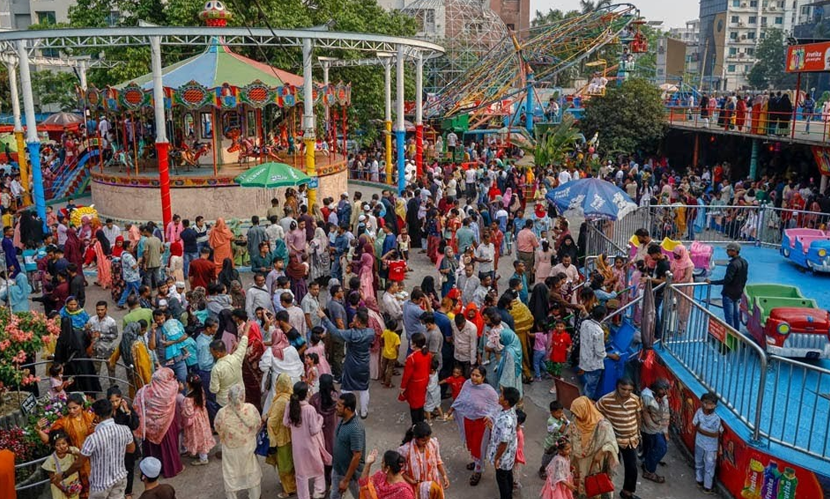 শিশুদের ঈদ আনন্দে রঙিন শিশু মেলা