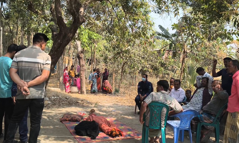 নওগাঁয় গৃহবধূকে পিটিয়ে হত্যা, স্বামী গ্রেফতার