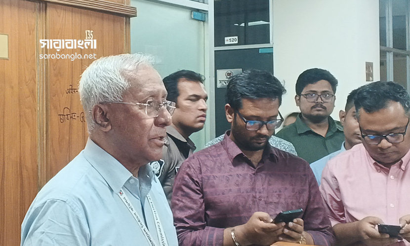 ‎বগুড়া ও শেরপুরের উপনির্বাচনে থাকবে বাড়তি নিরাপত্তা ও প্রযুক্তি: ইসি সচিব