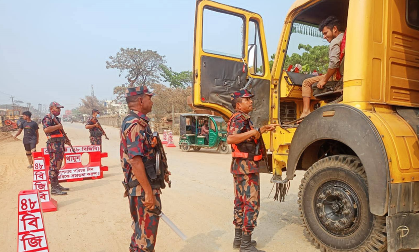 সিলেট সীমান্তে জ্বালানি তেল পাচাররোধে কড়া নজর বিজিবির