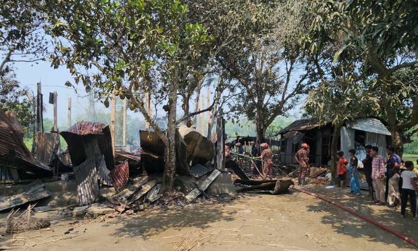 শরীয়তপুরে বিএনপির ৬ জনকে কুপিয়ে জখম করল ছাত্রলীগ