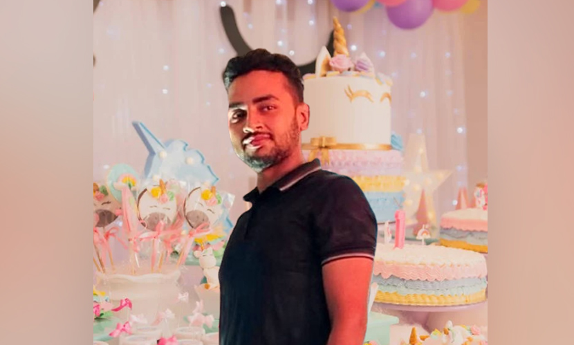 গাছে পানি দিতে গিয়ে বিদ্যুতায়িত হয়ে যুবকের মৃত্যু