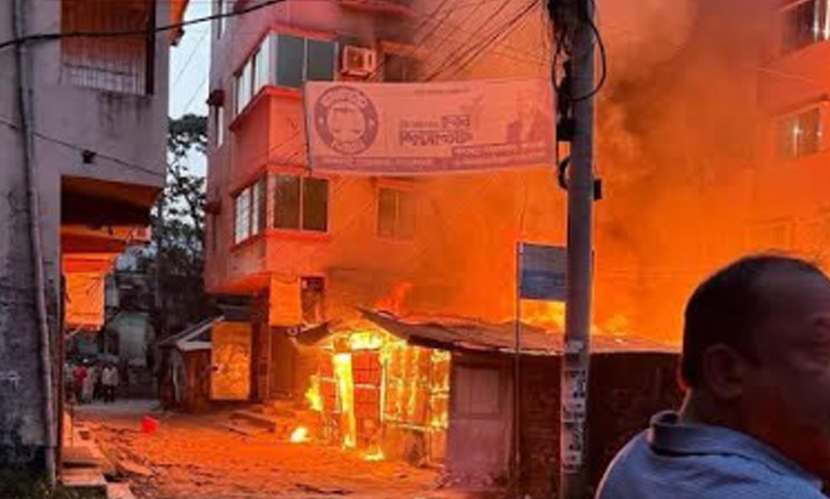 কোম্পানীগঞ্জে আগুনে পুড়ল ৪টি দোকান